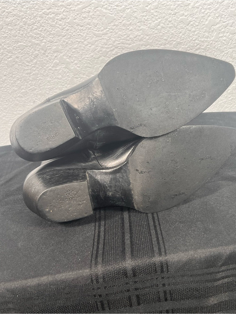 Saint Laurent Black Leather Ankle Boots EU 38/W 7 1/2 / M 6 - Picture 6 of 10
